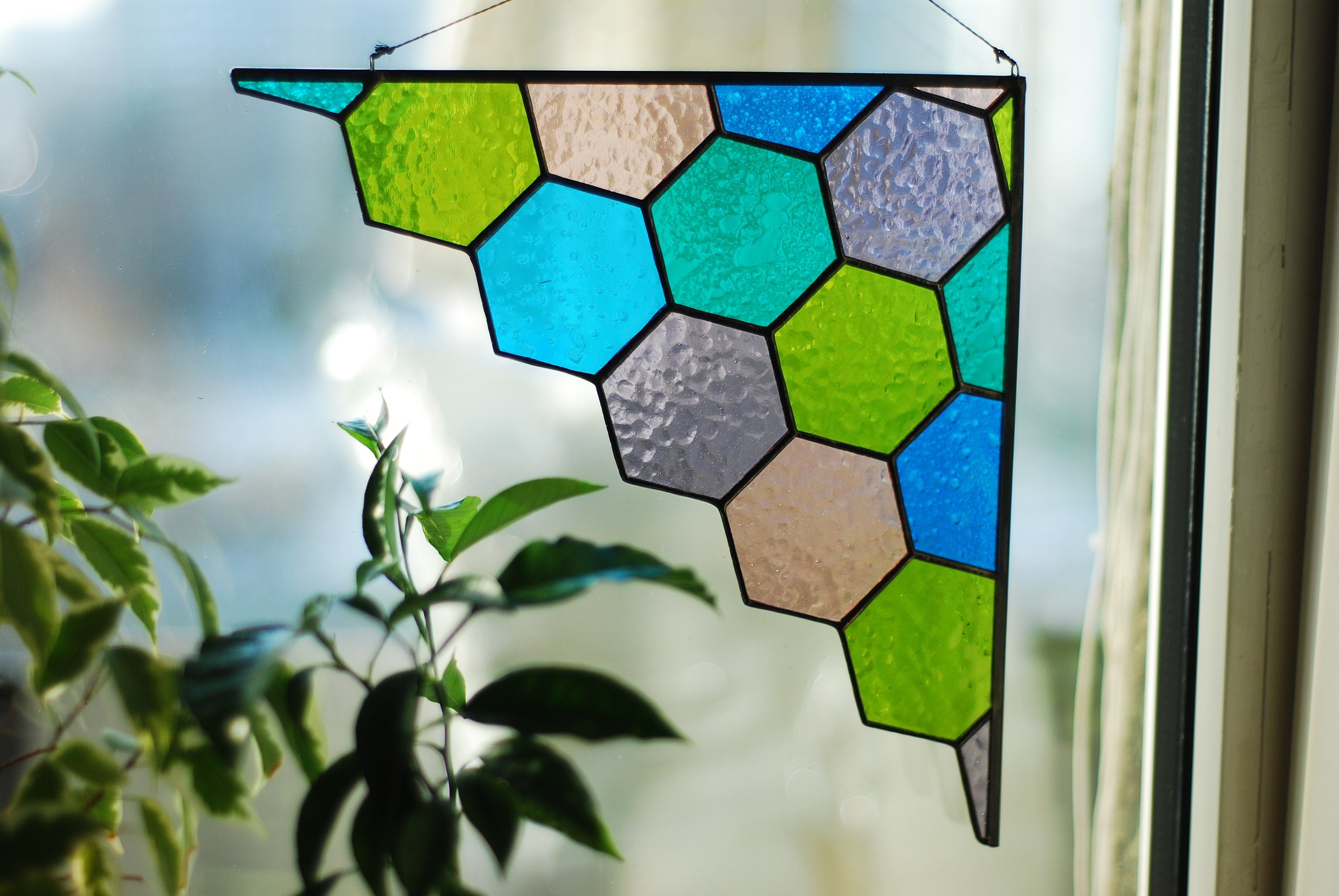 Stained Glass Hexagon Window Hanging – Geometric Corner Decor, Handmade