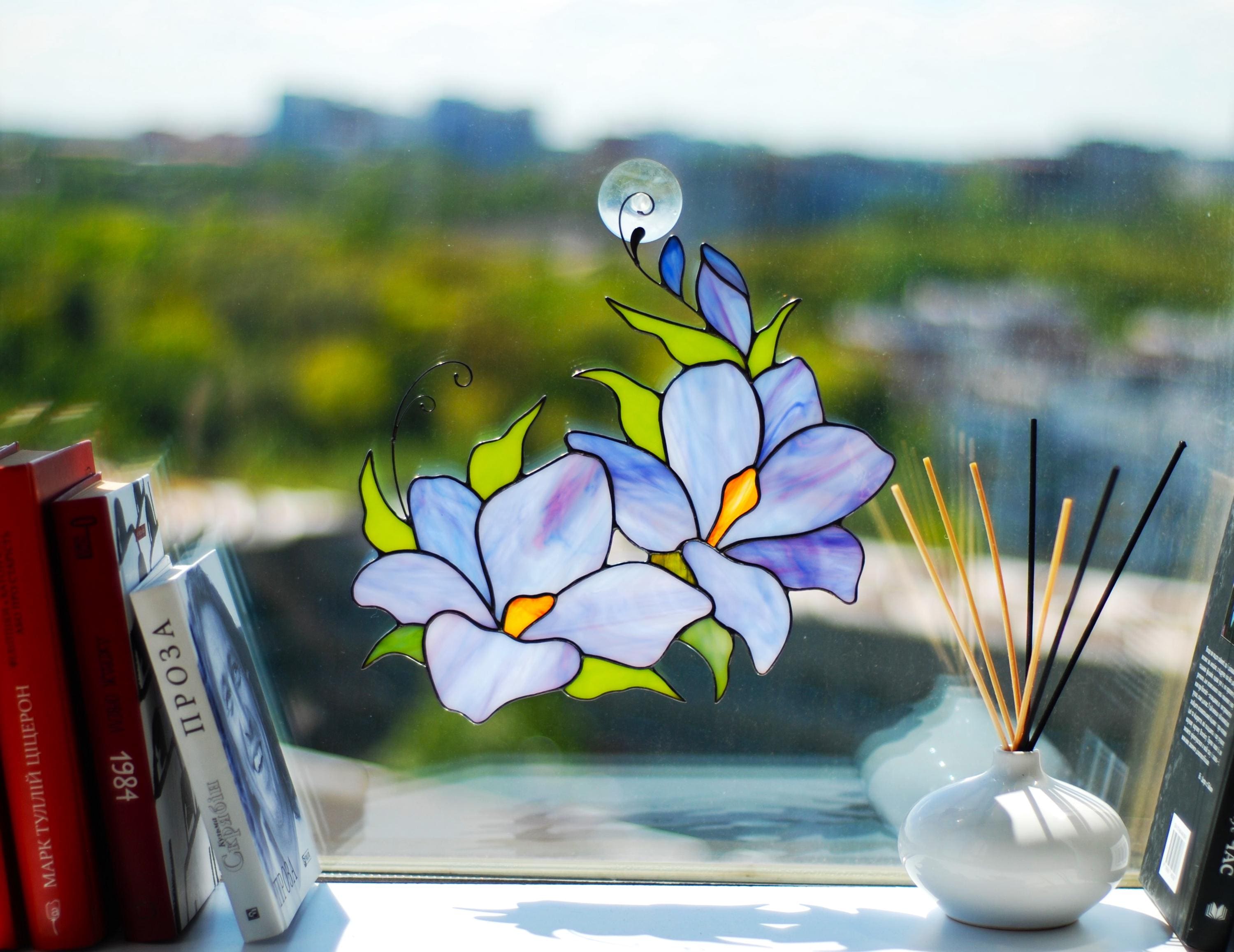 Saffron Crocus Stained Glass Window Panel: Handmade Floral Suncatcher, Mother’s Day gift, Tiffany Glass Art, Window Hangings