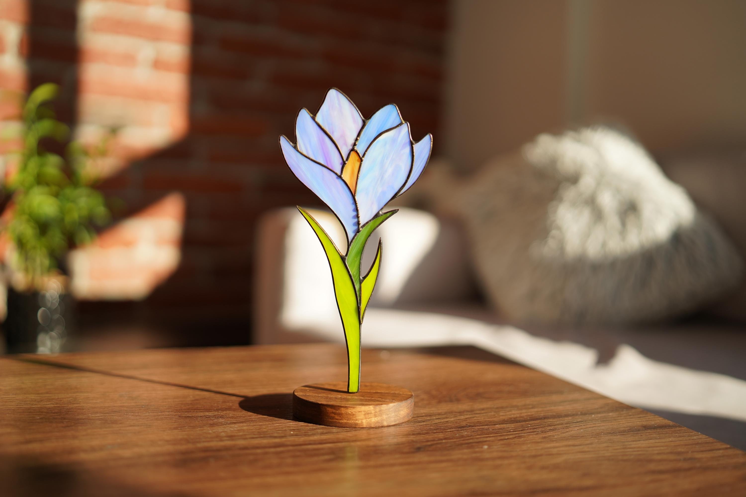 Stained Glass Crocus Flower 9x5.5 inch Suncatcher on Wooden Stand Table Ornament, Handmade Personalized gift, Tiffany Glass Art
