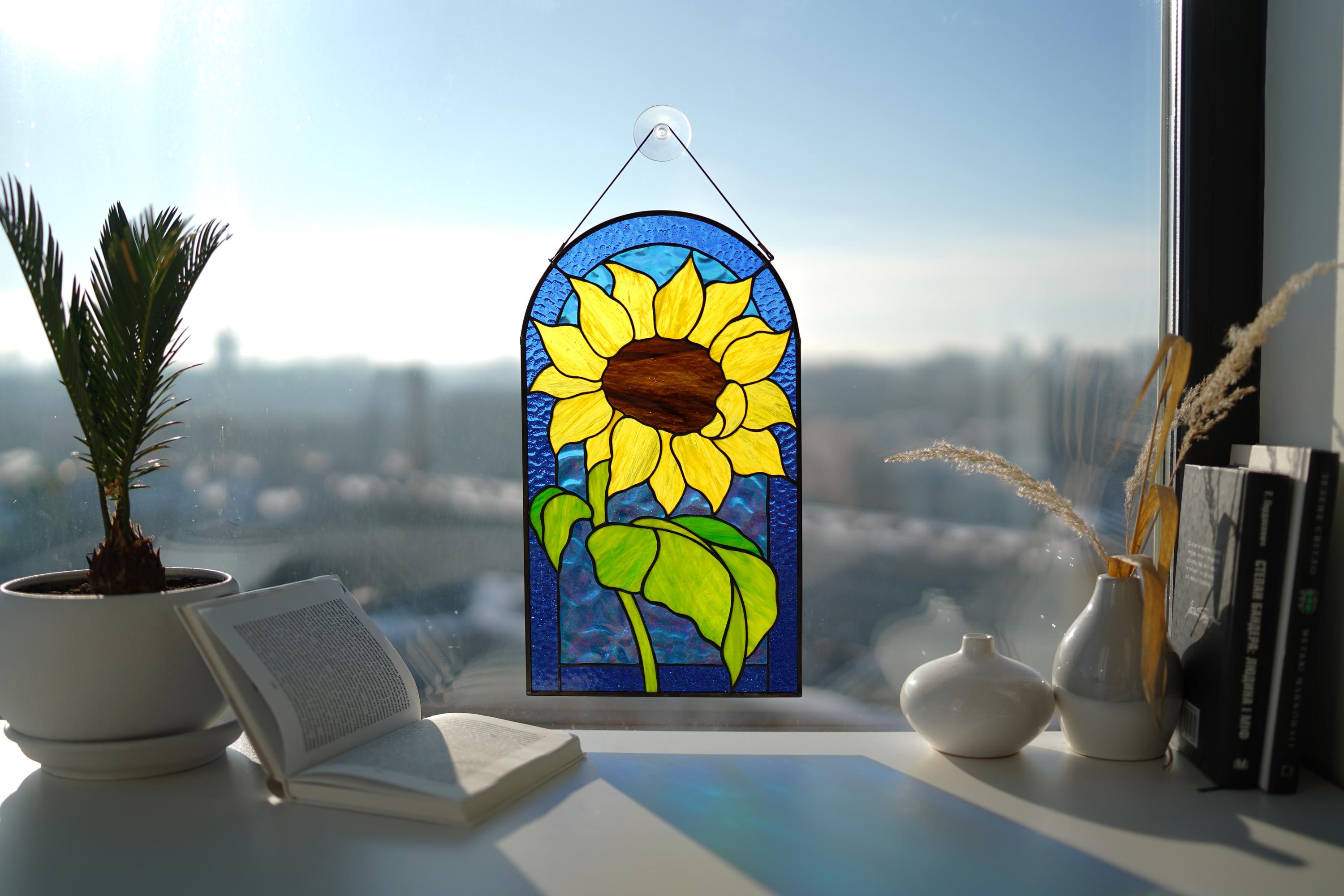 Sunflower Stained Glass Panel, Arched Botanical Suncatcher, Handmade Floral Window Art, Personalized Gift