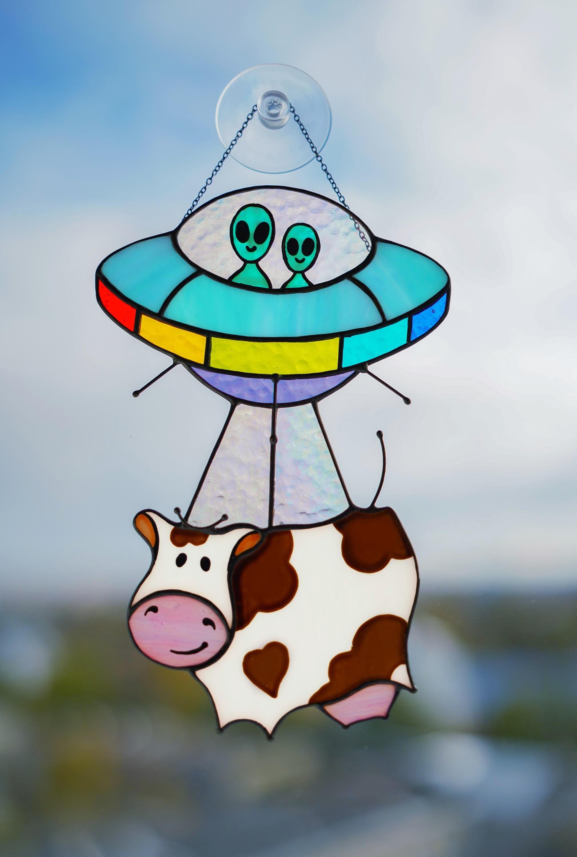 UFO Cow Abduction Stained Glass Suncatcher, Alien Spaceship Window Hanging, Funny Sci-Fi Home Decor, Quirky Glass Art Gift